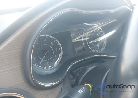 2015 Chrysler 200 C from USA, damaged, VIN 1C3CCCCB3FN500625